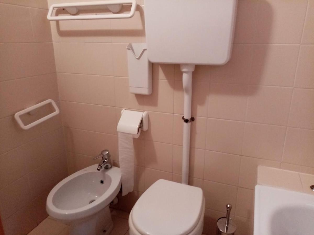 Comodo Alloggio Con Accesso Diretto Alle Piste Santa Caterina Valfurva Ngoại thất bức ảnh