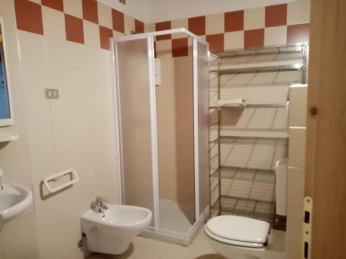 Comodo Alloggio Con Accesso Diretto Alle Piste Santa Caterina Valfurva Ngoại thất bức ảnh