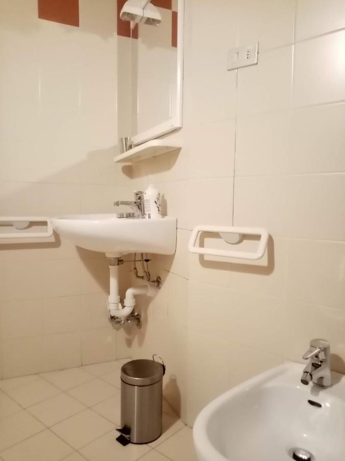 Comodo Alloggio Con Accesso Diretto Alle Piste Santa Caterina Valfurva Ngoại thất bức ảnh