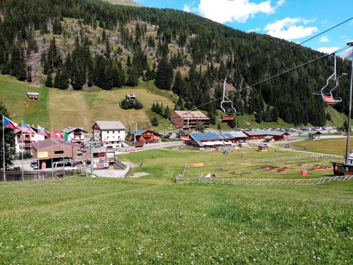 Comodo Alloggio Con Accesso Diretto Alle Piste Santa Caterina Valfurva Ngoại thất bức ảnh