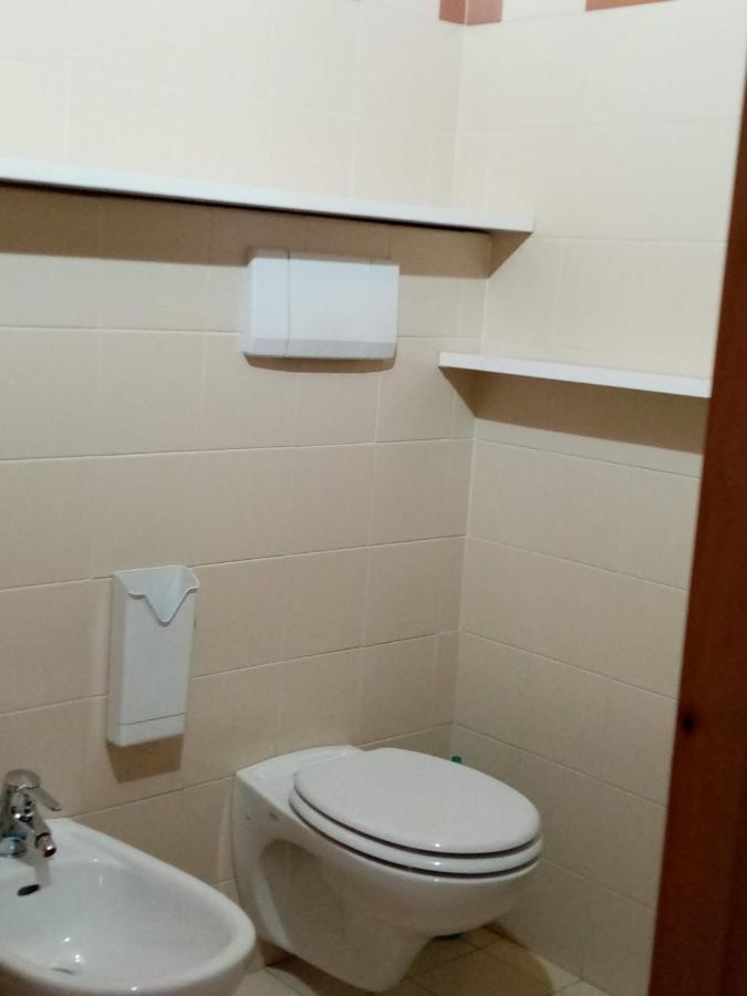 Comodo Alloggio Con Accesso Diretto Alle Piste Santa Caterina Valfurva Ngoại thất bức ảnh