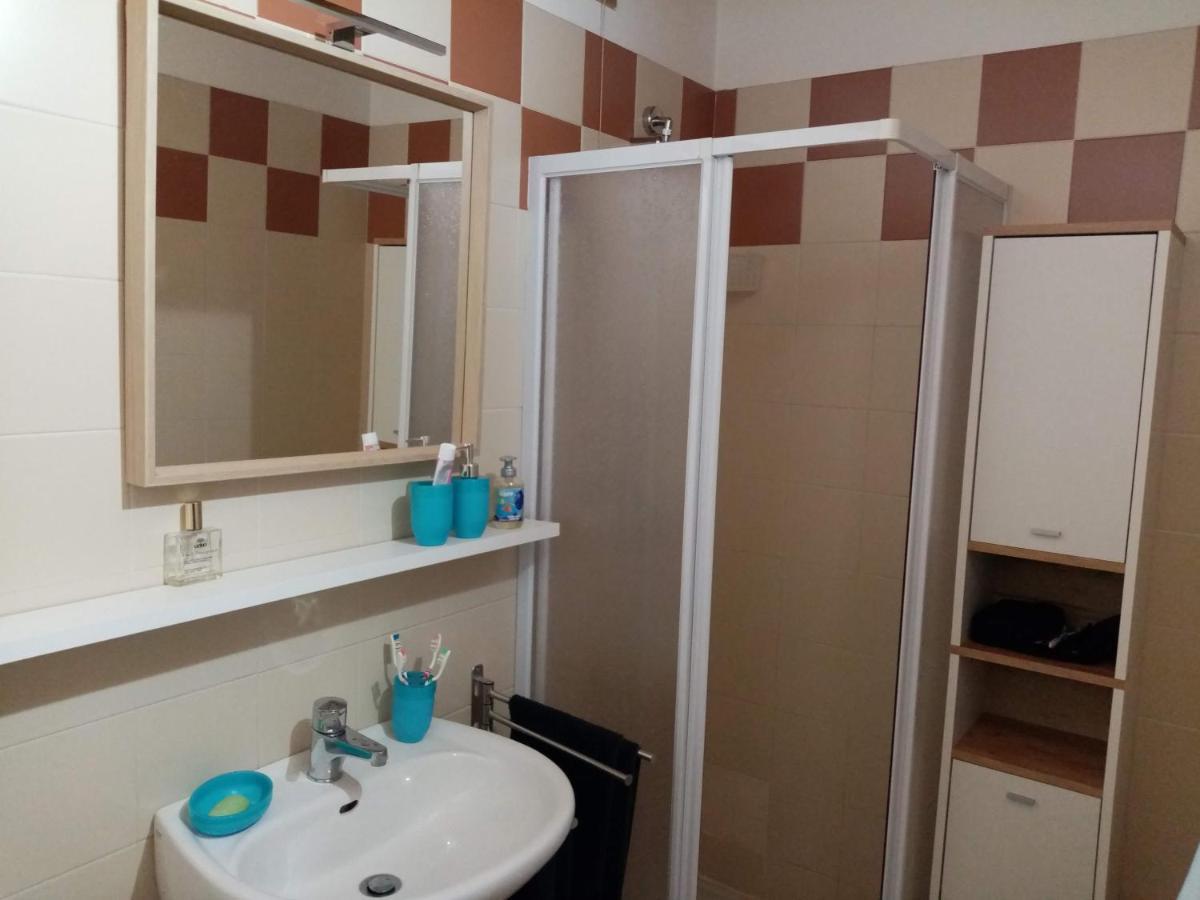 Comodo Alloggio Con Accesso Diretto Alle Piste Santa Caterina Valfurva Ngoại thất bức ảnh