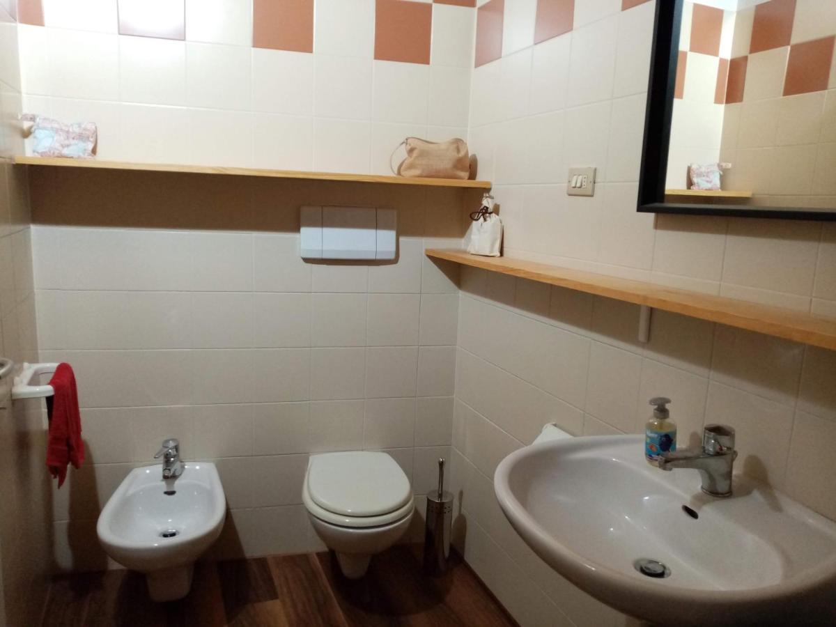 Comodo Alloggio Con Accesso Diretto Alle Piste Santa Caterina Valfurva Ngoại thất bức ảnh