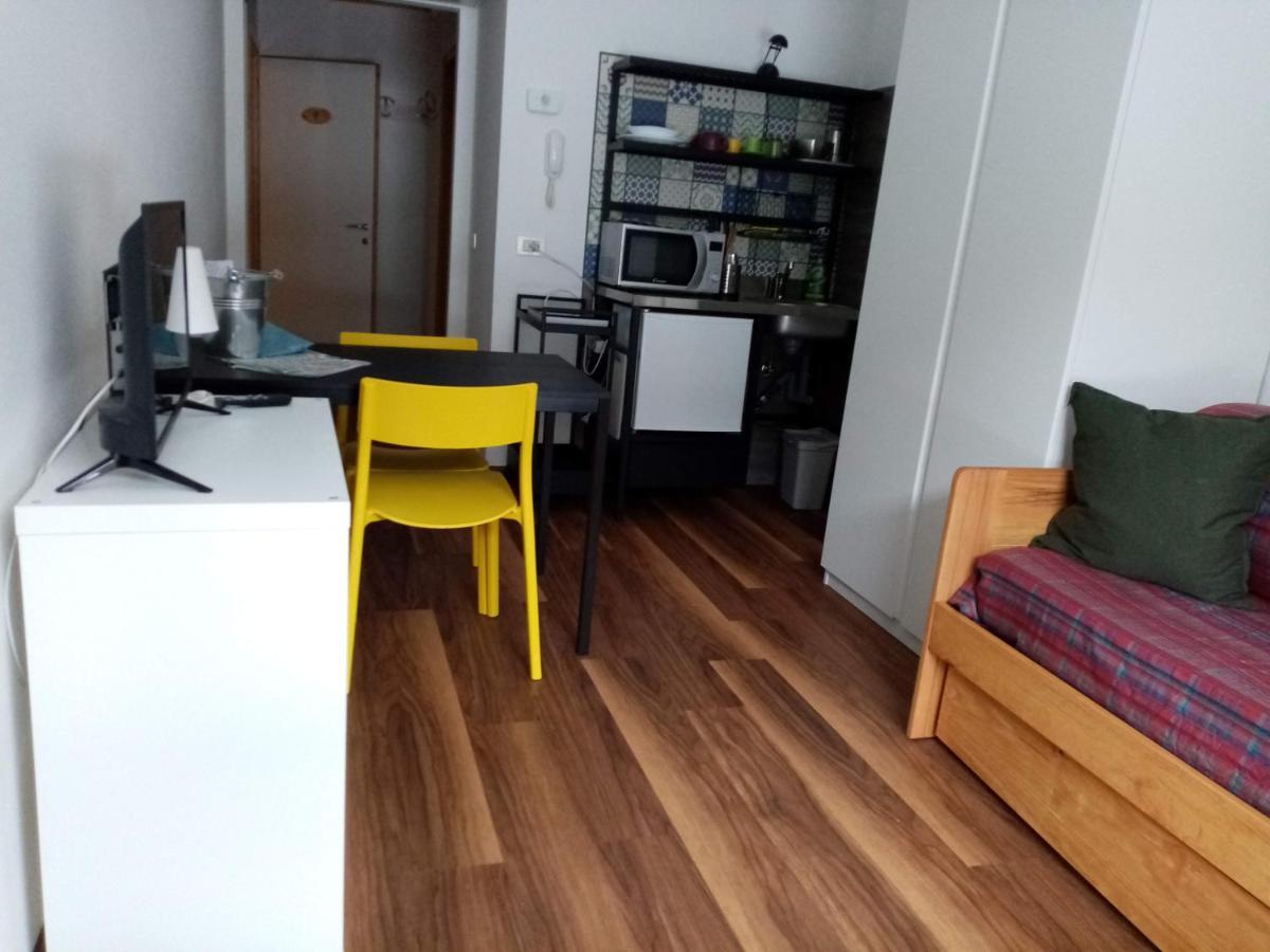 Comodo Alloggio Con Accesso Diretto Alle Piste Santa Caterina Valfurva Ngoại thất bức ảnh